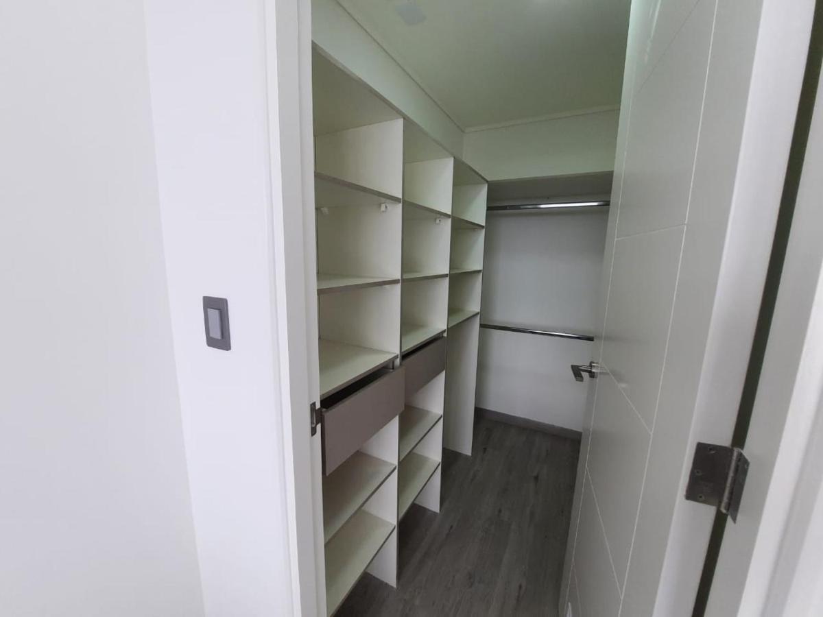 Apartamento Stepke: 2 Ambientes C/balcon *